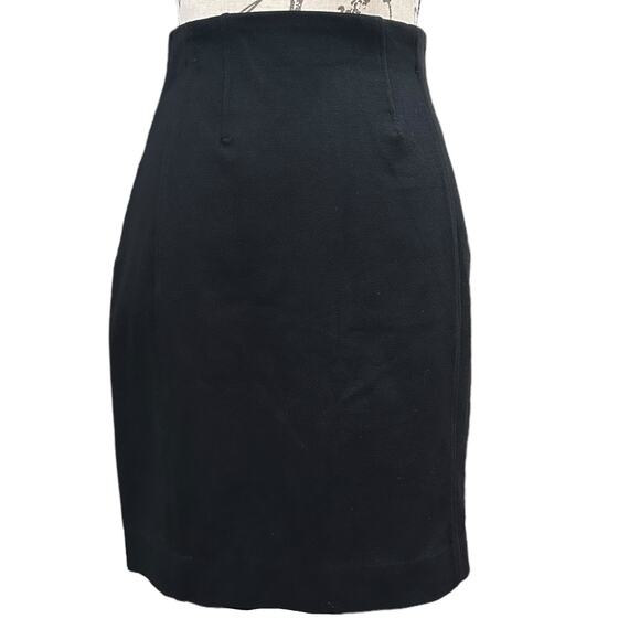MM. Lafleur The Crosby Skirt Textured Ponte Black - Picture 5 of 6